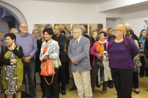 Zahlreiche Besucher bei der Eröffnung