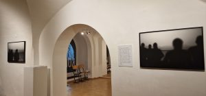 Rundgang Ausstellung Nascosto: Fotos Hermann F. Fischl, Texte Renate Kienzl